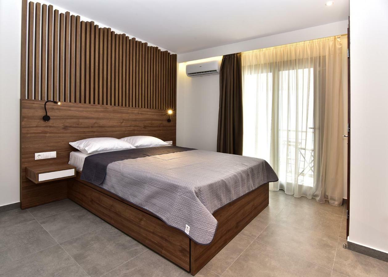 Eutopia Paralia Katerinis Exterior photo